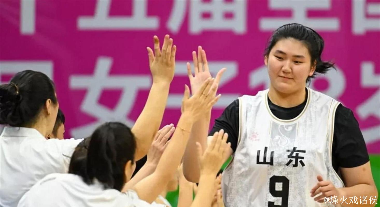 “小巨人”张子宇WCBA首秀惊艳 替补登场砍下15分6板 “小巨人”张子宇WCBA首秀惊艳 替补登场砍下15分6板